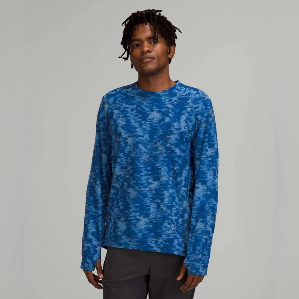 Lululemon Surge Warm Crew
Data Rush Mini Jacquard Chambray Mineral Blue size XS